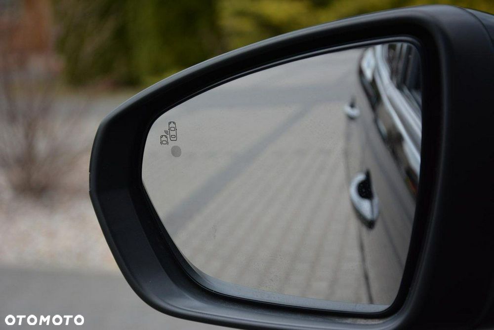 Peugeot 3008 PureTech 130 Stop & Start EAT6 Allure - 32