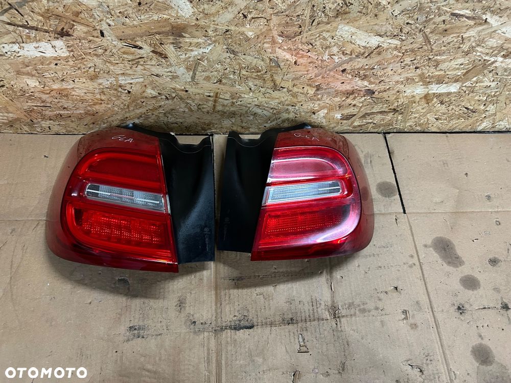 Mercedes GLA X156 lampa tylna led prawa A1569061958 A1569062058 europa - 1