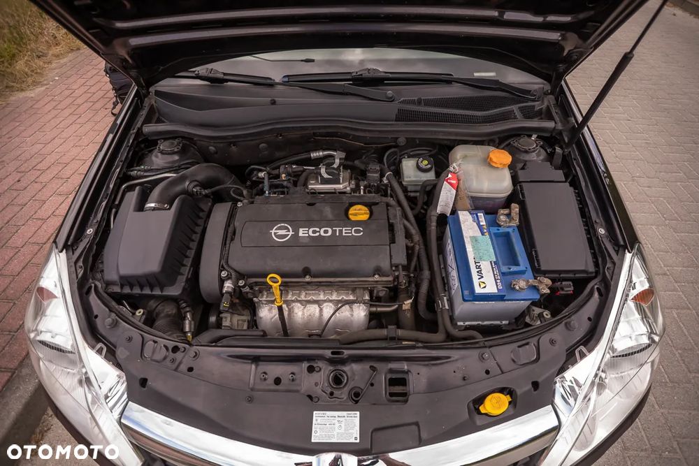 Opel Astra 1.8 - 25