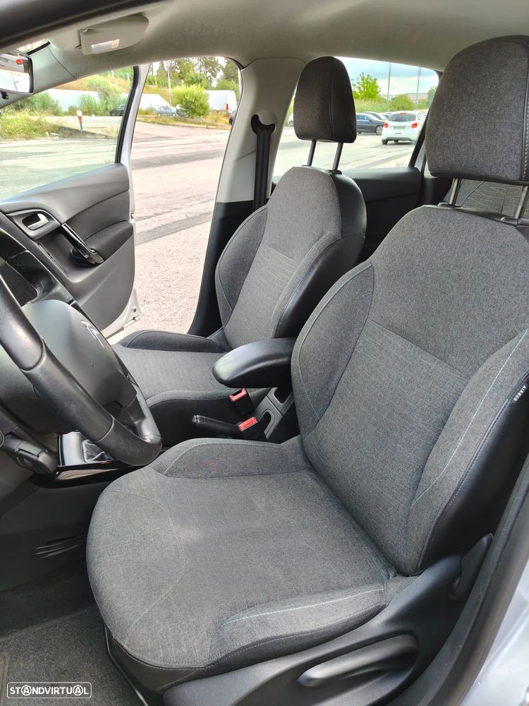 Citroën C3 1.2 PureTech Collection - 18
