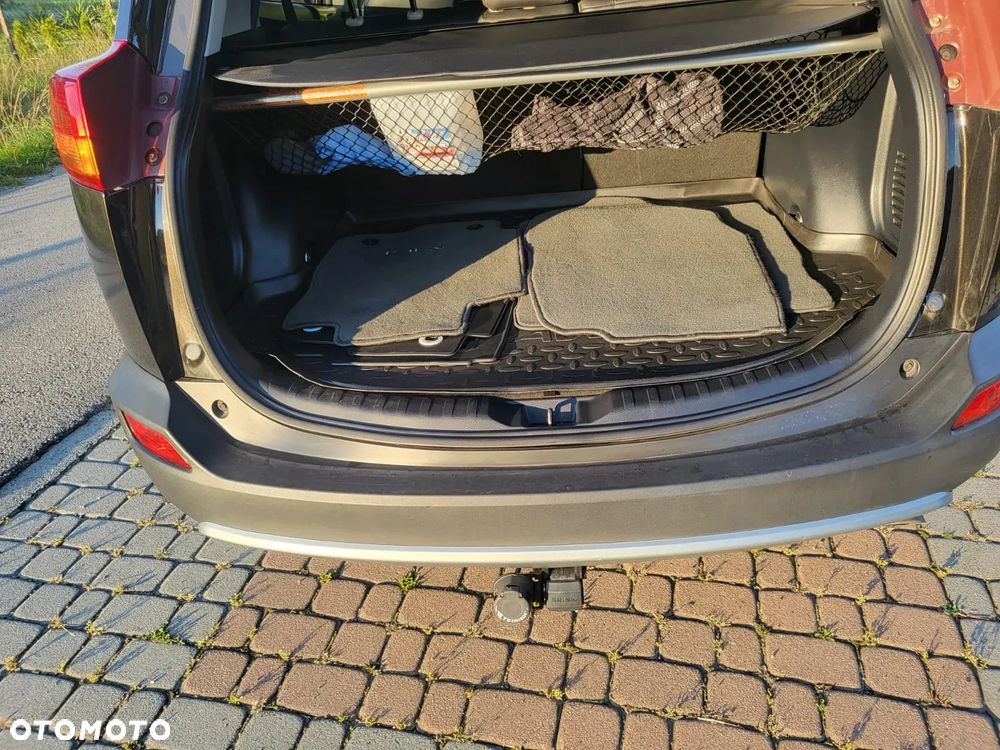 Toyota RAV4 2.0 D-4D Premium - 17