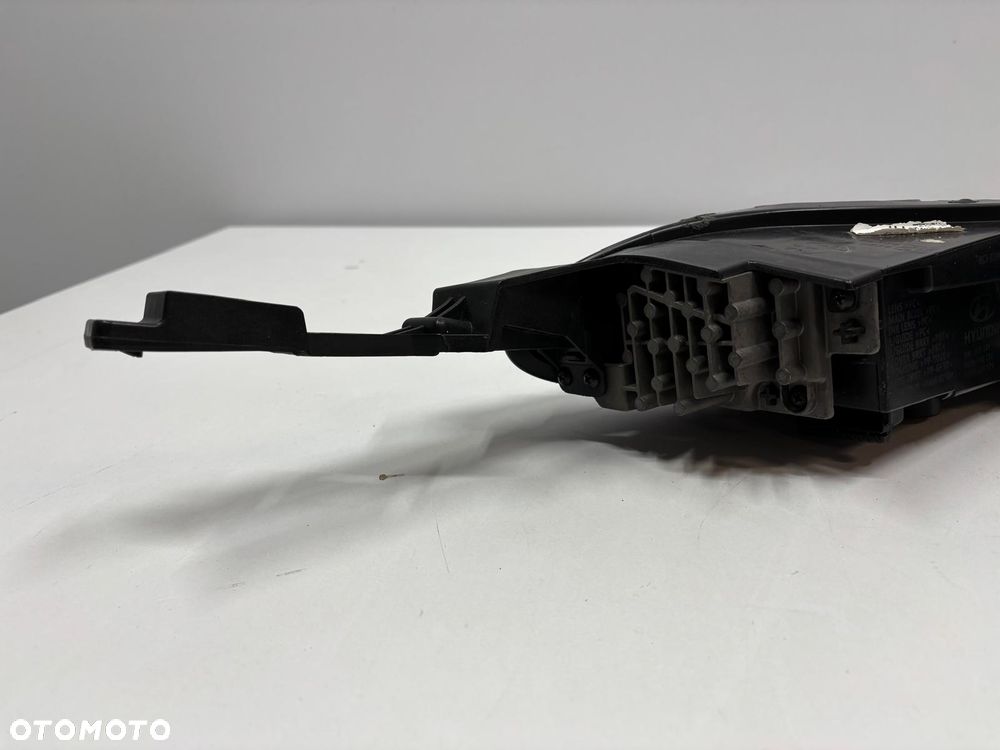 Hyundai Bayon Lampa Led DRL Lewa Przód Przednia 92207-Q0500 - 6