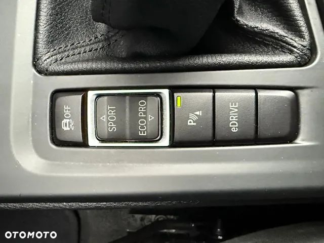 BMW X1 xDrive25e Business Edition - 27