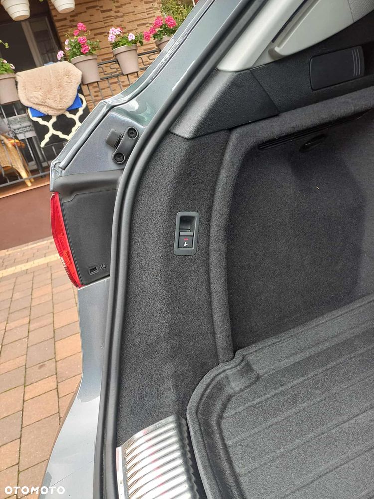 Audi A4 Avant 2.0 TDI S tronic - 5