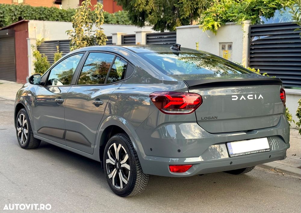 Dacia Logan TCe 90 CVT Journey - 3