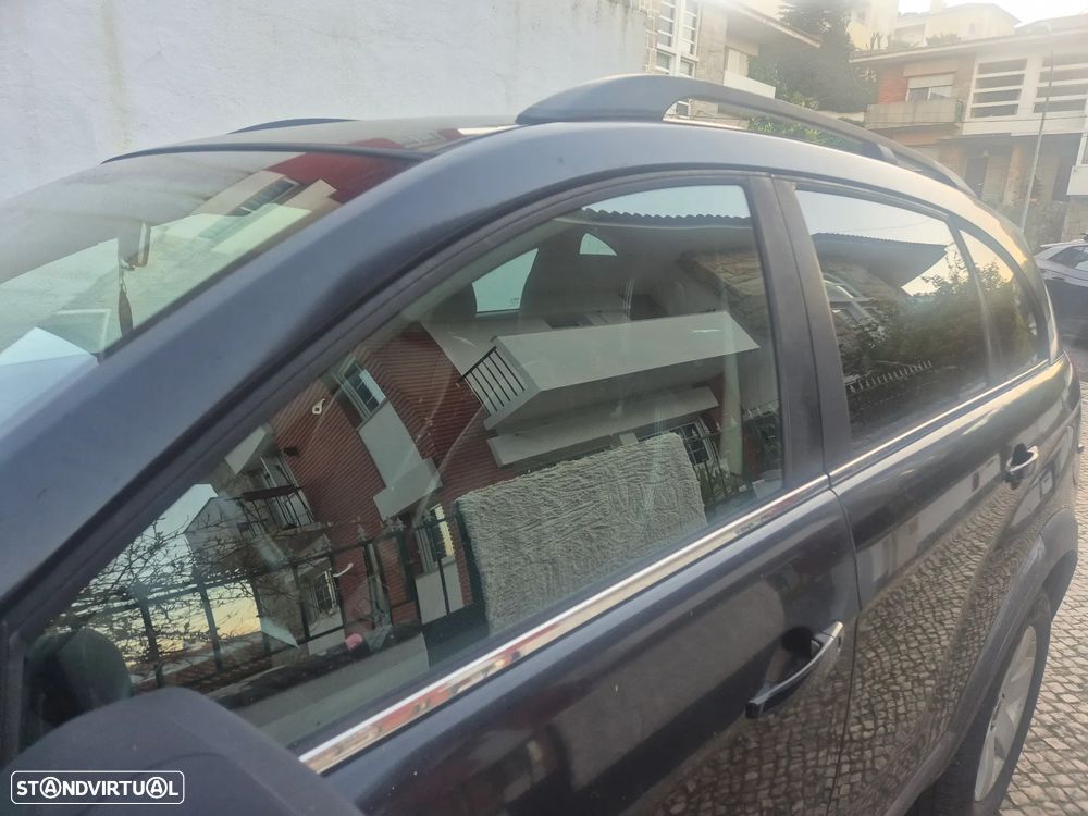 Chevrolet Captiva 2.0 VCDi Seven 7L - 4