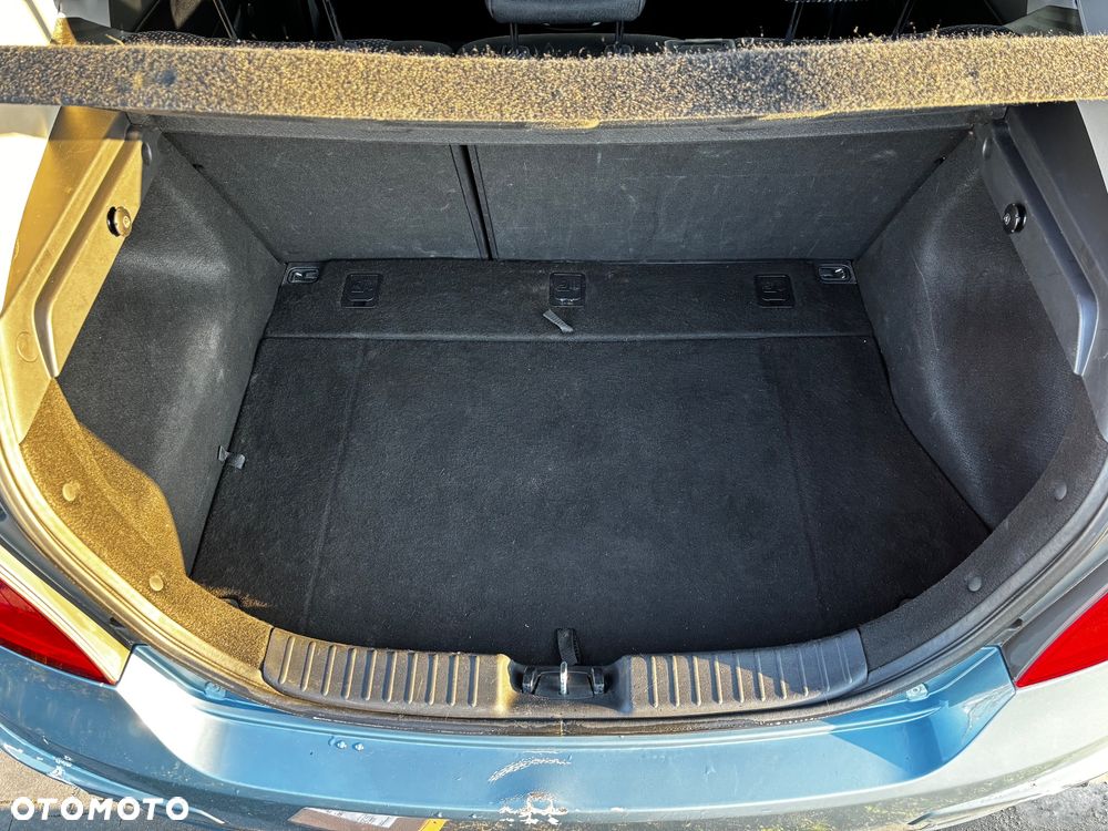 Hyundai i30 1.4 Classic + - 9