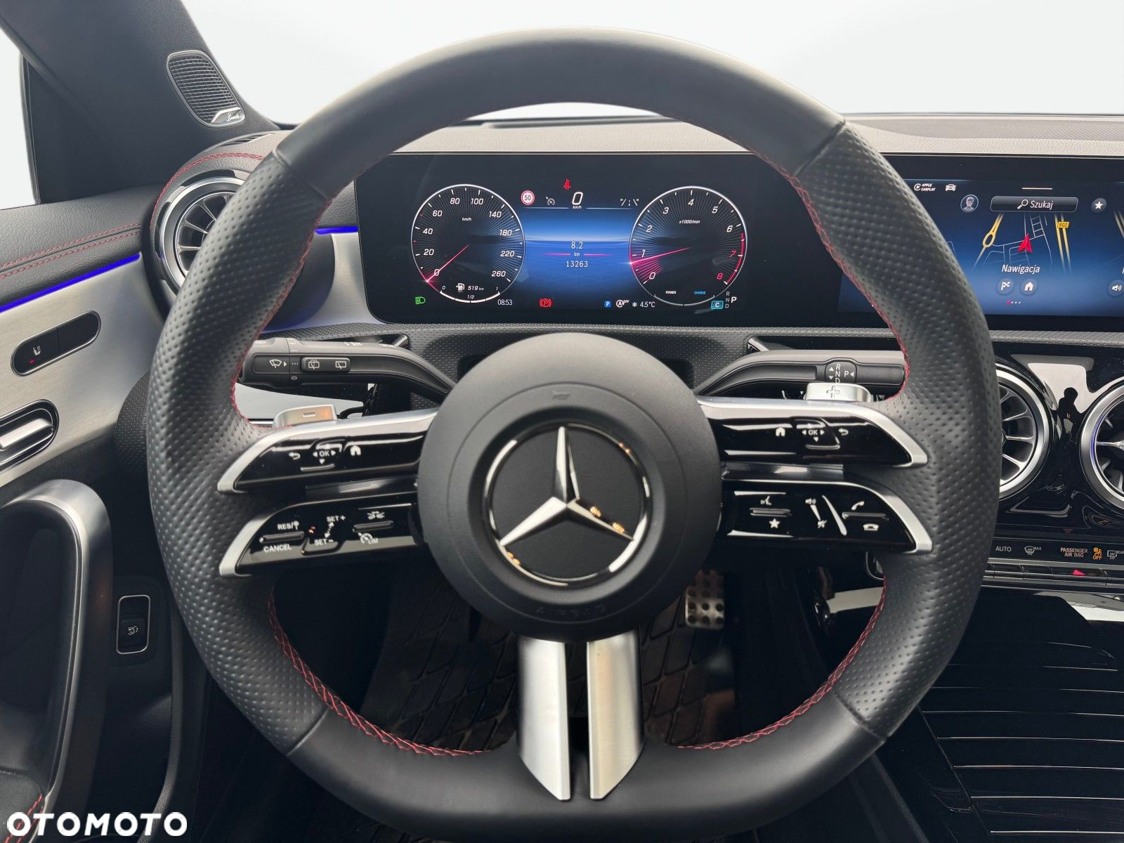Mercedes-Benz CLA - 15