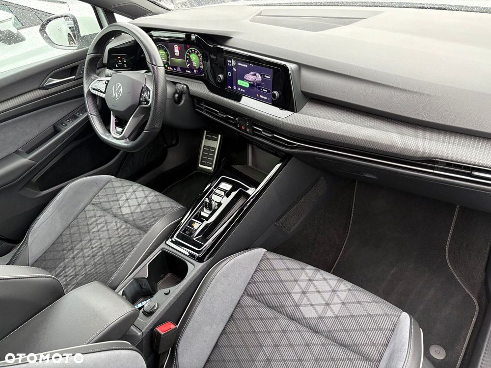 Volkswagen Golf - 17