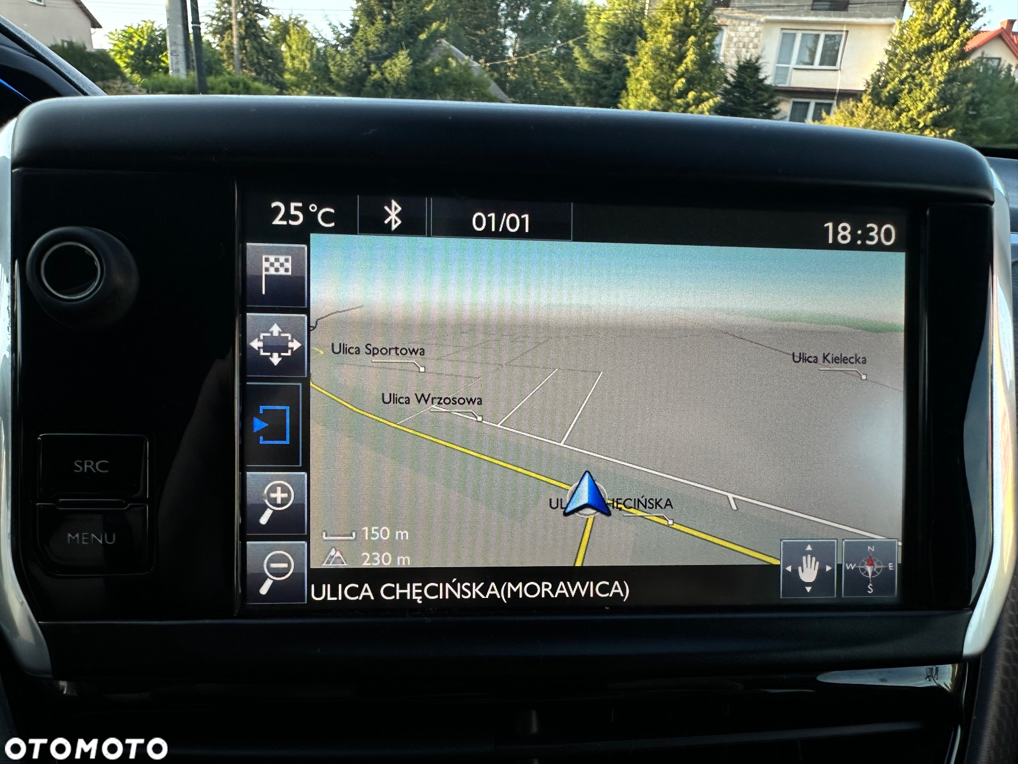Peugeot 2008 1.6 e-HDi Allure S&S - 20