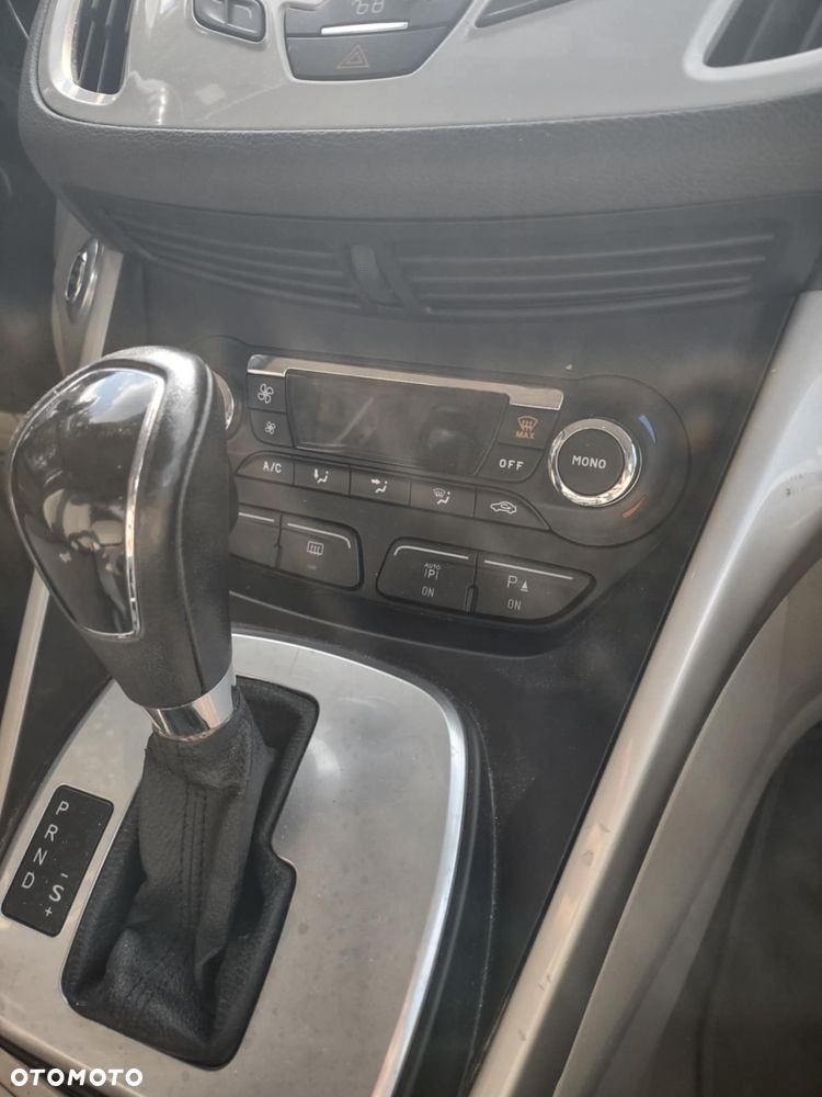 Ford Grand C-MAX - 4