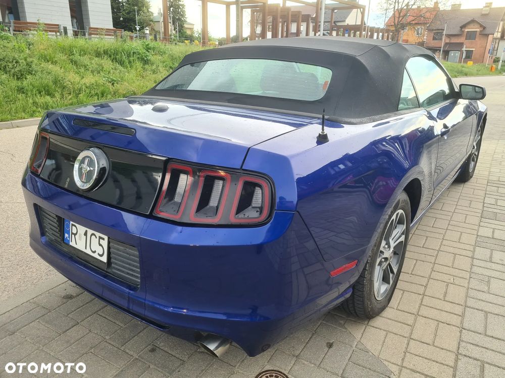Ford Mustang 3.7 V6 Premium - 3