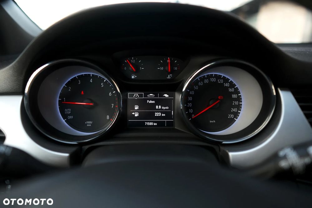 Opel Astra 1.2 T GS S&S - 20