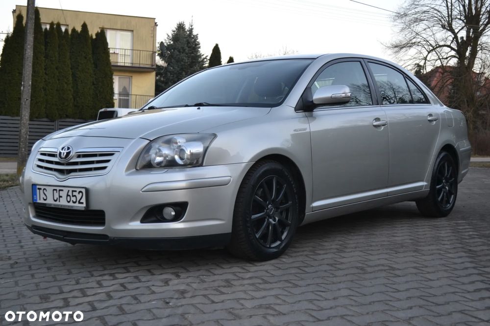 Toyota Avensis 2.0 VVT-i Executive - 2