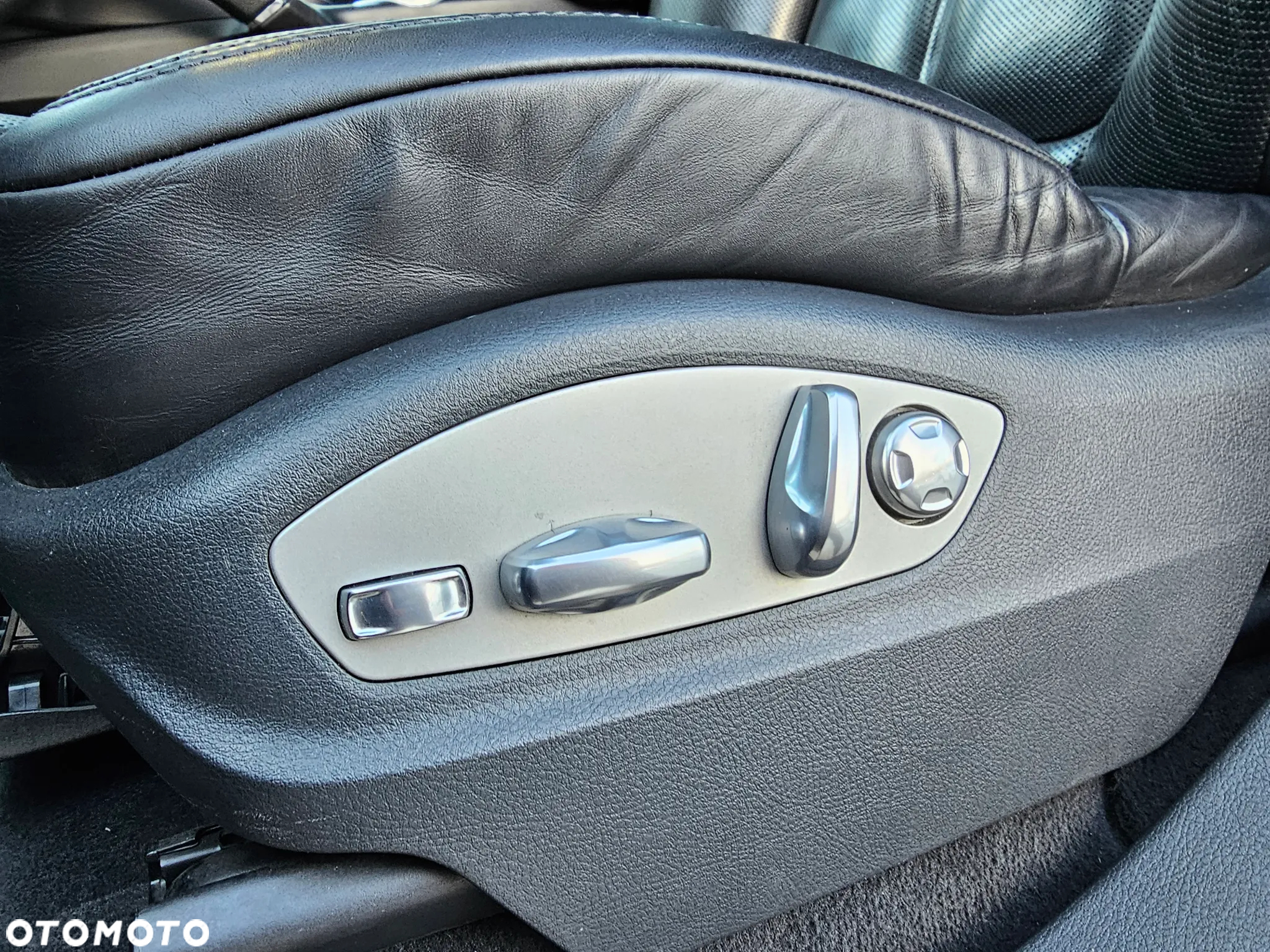 Porsche Cayenne Platinum Edition - 29