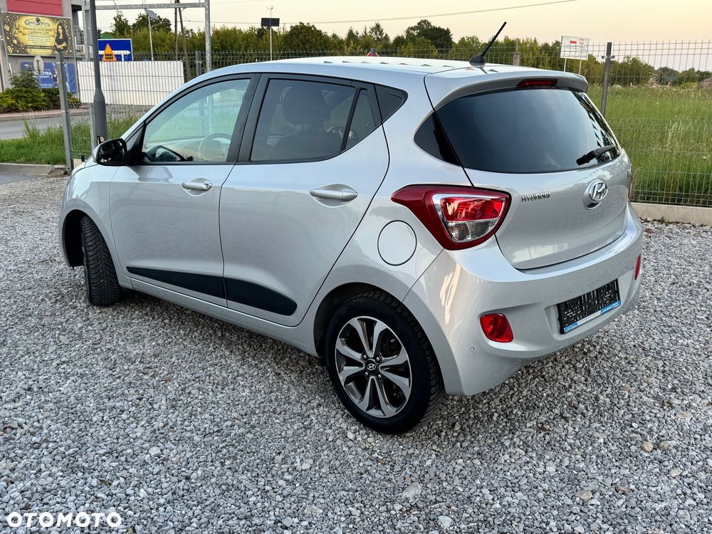 Hyundai i10 - 24