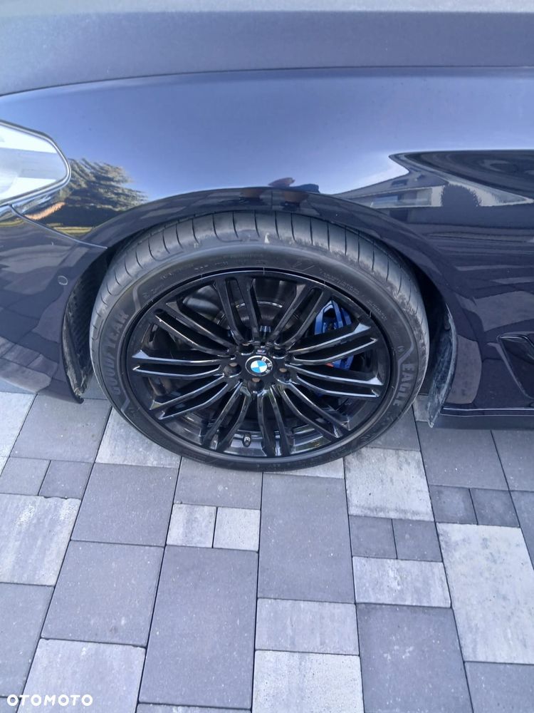 BMW Seria 5 - 25