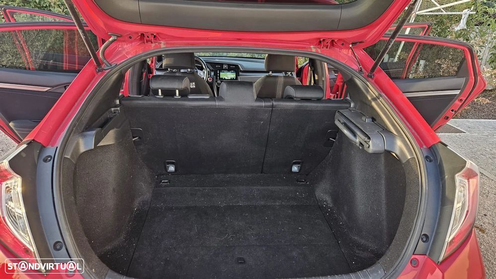 Honda Civic 1.5 i-VTEC Turbo CVT Sport Plus - 23