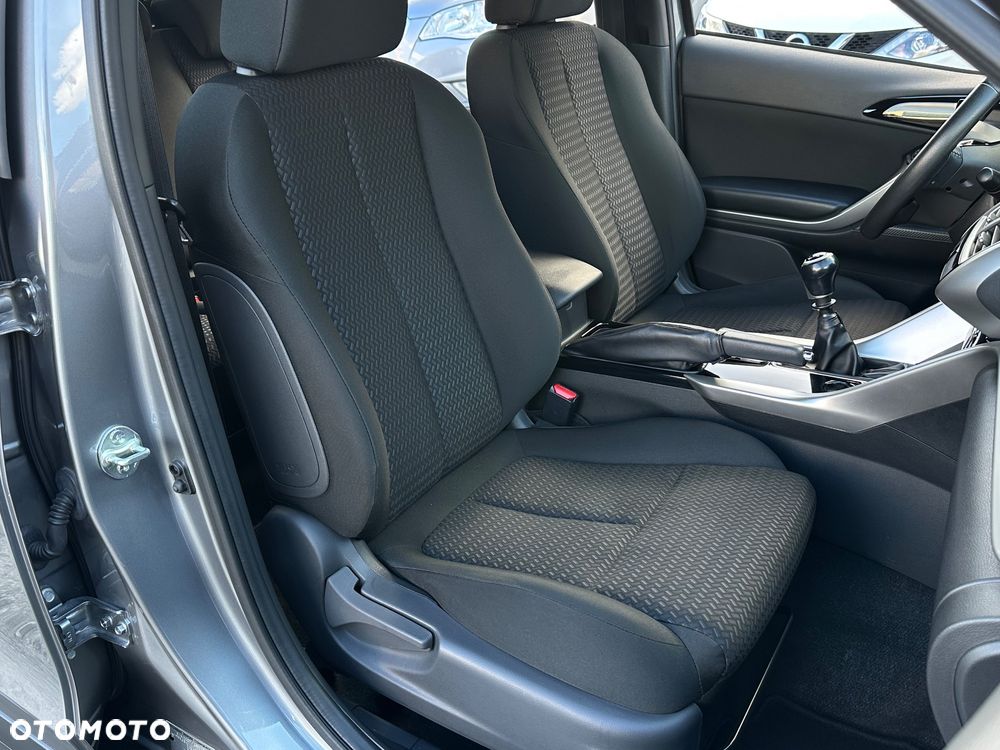 Mitsubishi Eclipse Cross 1.5 T Intense - 27