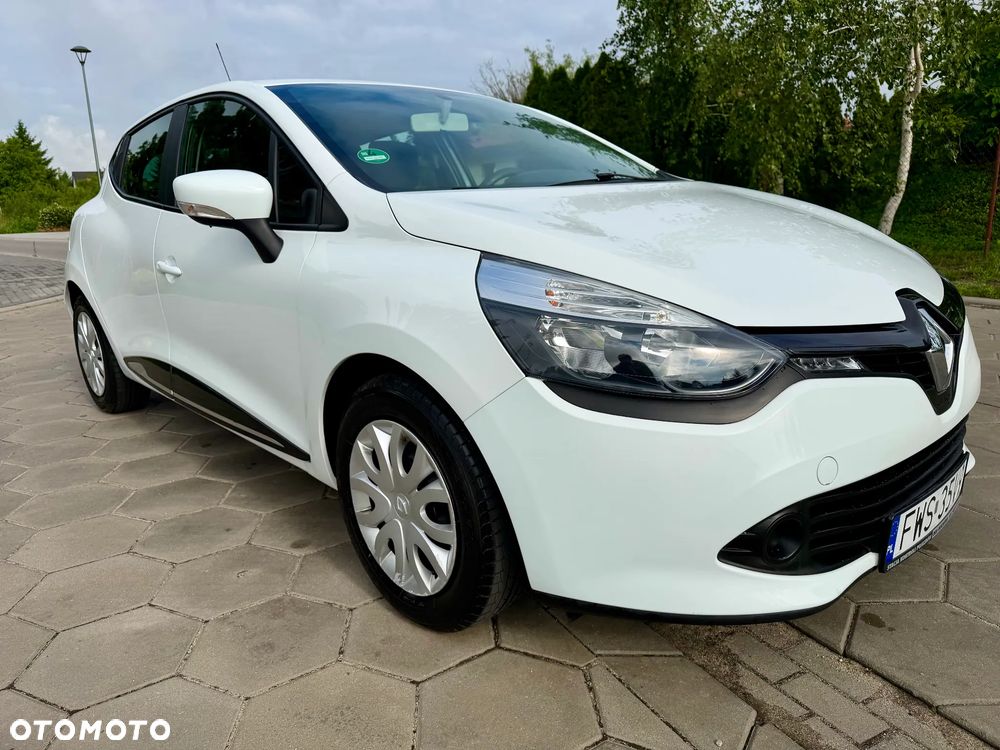 Renault Clio 1.2 16V 75 Life - 25