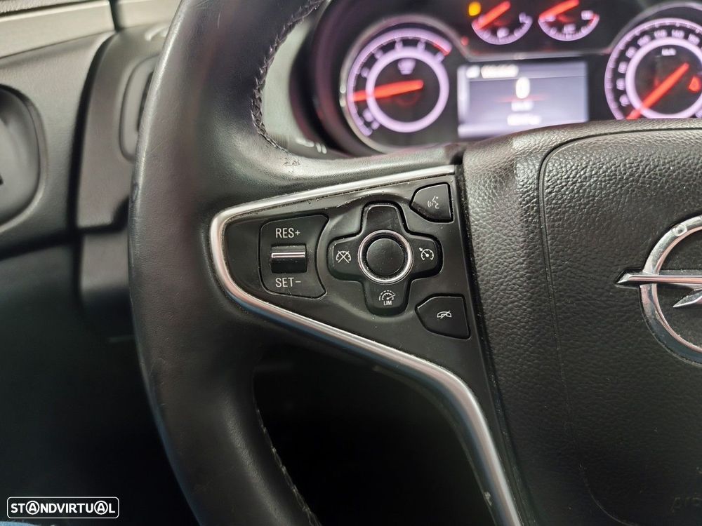 Opel Insignia Sports Tourer 2.0 CDTi Executive S/S - 19