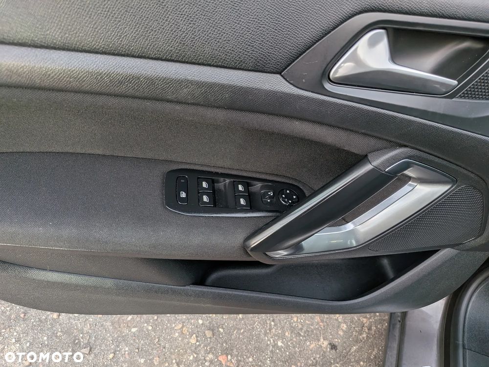 Peugeot 308 BlueHDi 120 Stop & Start Active - 11