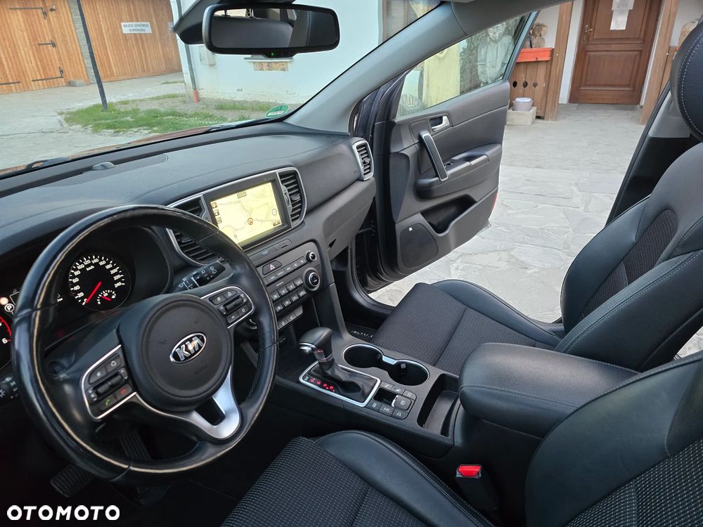 Kia Sportage 2.0 CRDI AWD Dream-Team Edition - 28