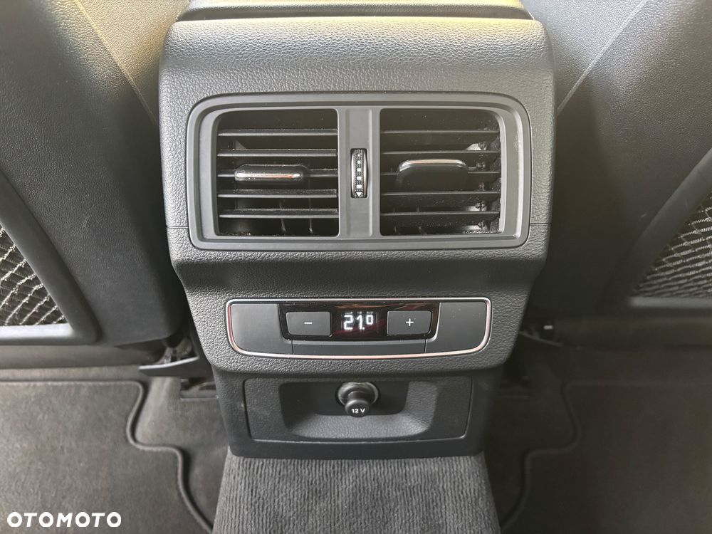 Audi Q5 40 TDI mHEV Quattro S Line S tronic - 38