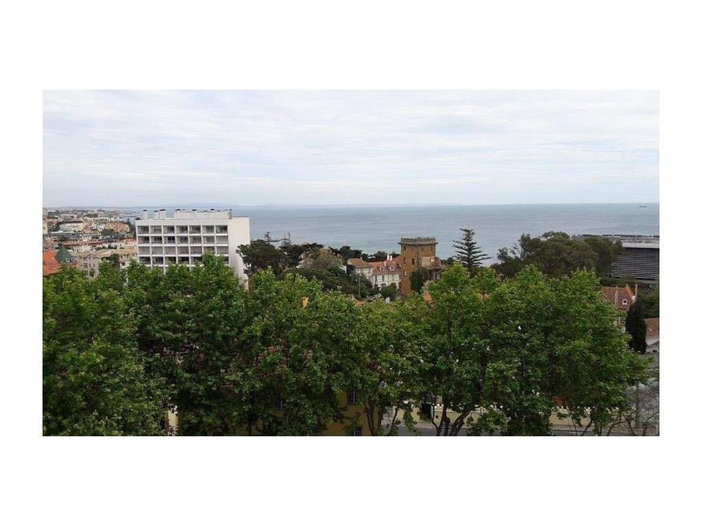 Apartamento T3 mobilado para arrendar no Monte Estoril, em edifício... - Grande imagem: 2/22
