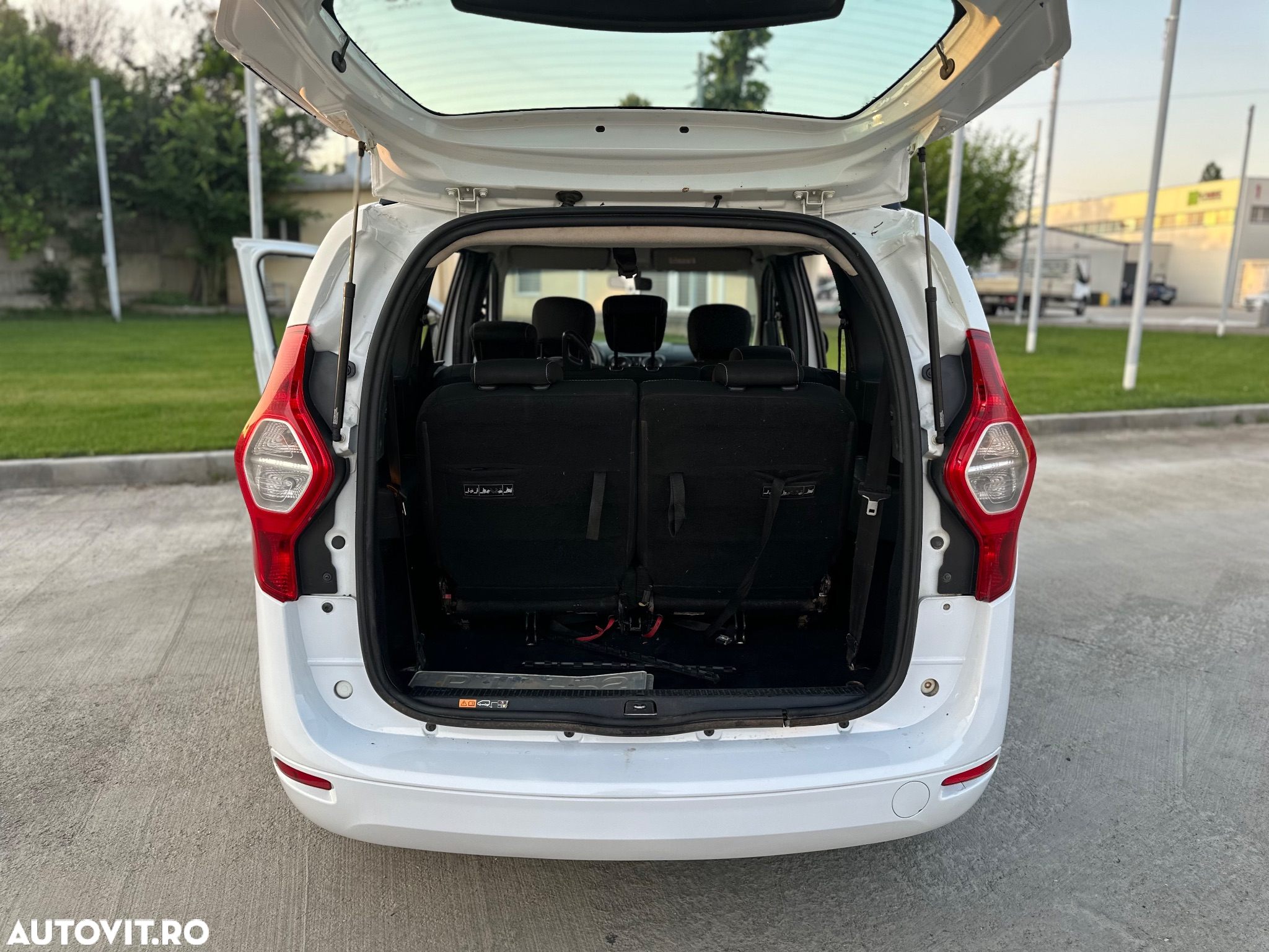 Dacia Lodgy 1.5 Blue dCi Ambiance - 20