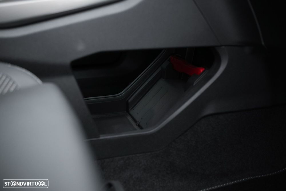 Ford Explorer 79 kWh Premium - 25