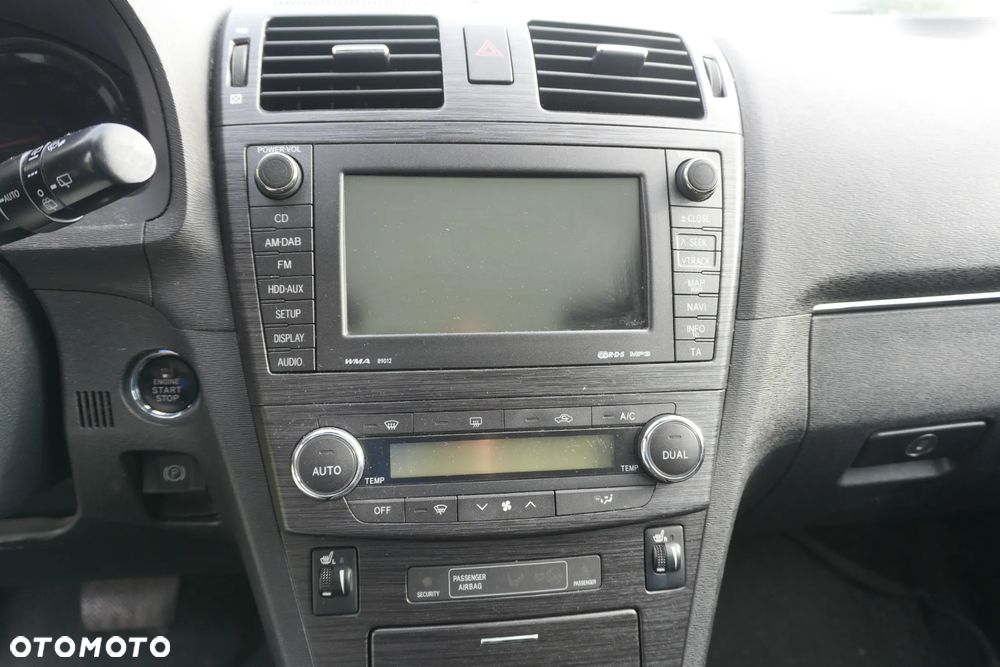 Toyota Avensis 2.0 Prestige MS - 10