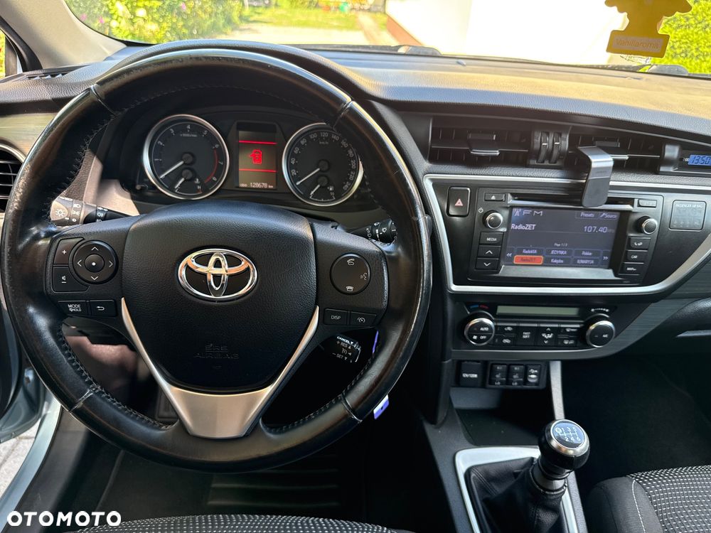 Toyota Auris 1.33 Dual-VVT-i Life Plus - 17