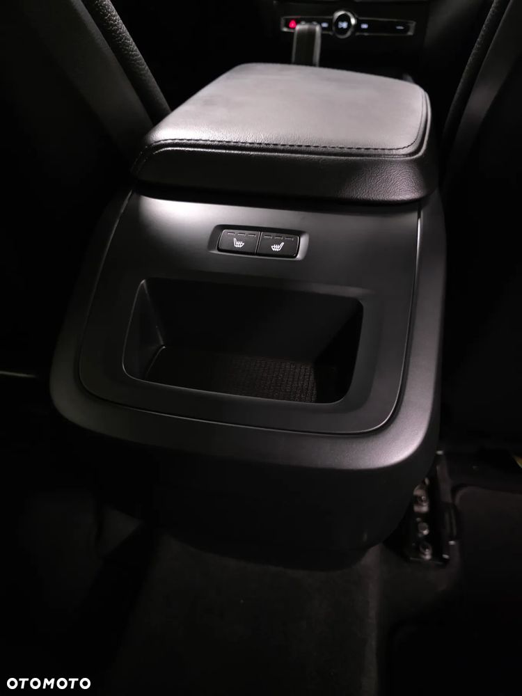 Volvo XC 60 B4 D Geartronic RDesign - 23