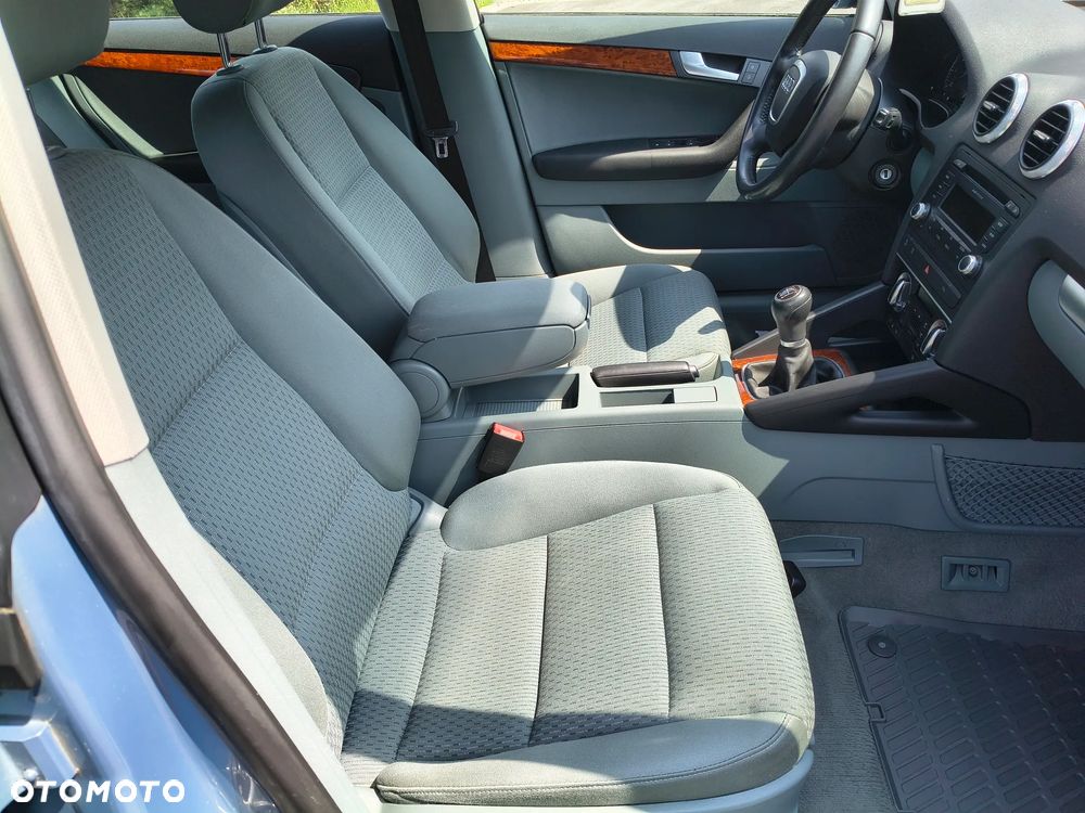Audi A3 Sportback 1.4 TFSI S line Sportpaket (plus) - 21
