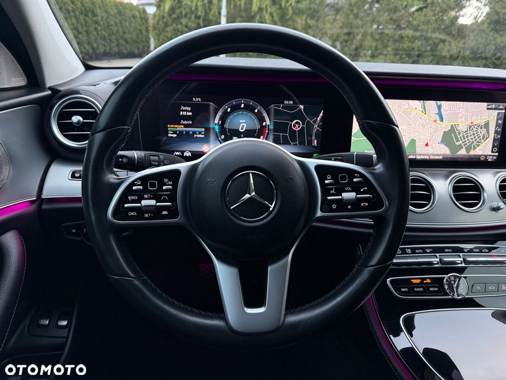 Mercedes-Benz Klasa E 220 d 4-Matic Avantgarde - 22