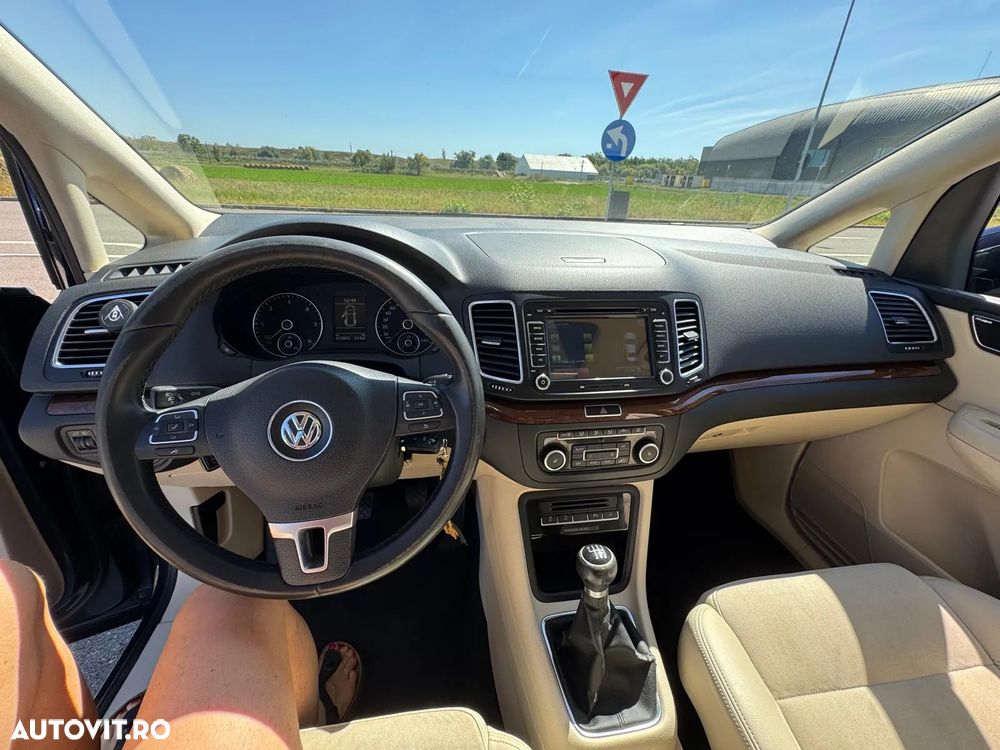Volkswagen Sharan 2.0 TDI Blue Motion Highline - 12