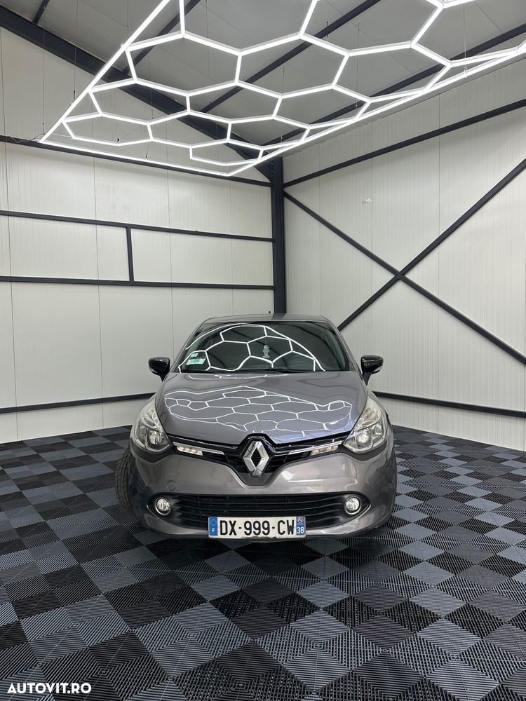 Renault Clio - 2