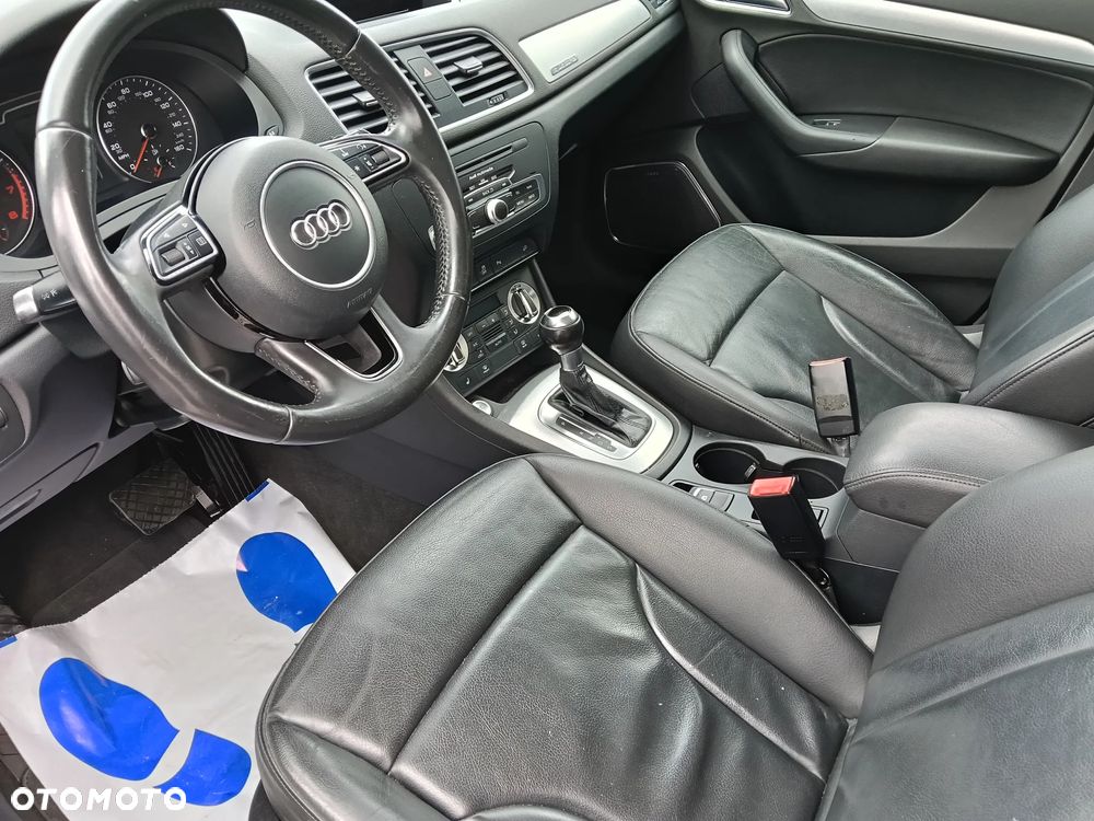 Audi Q3 - 18
