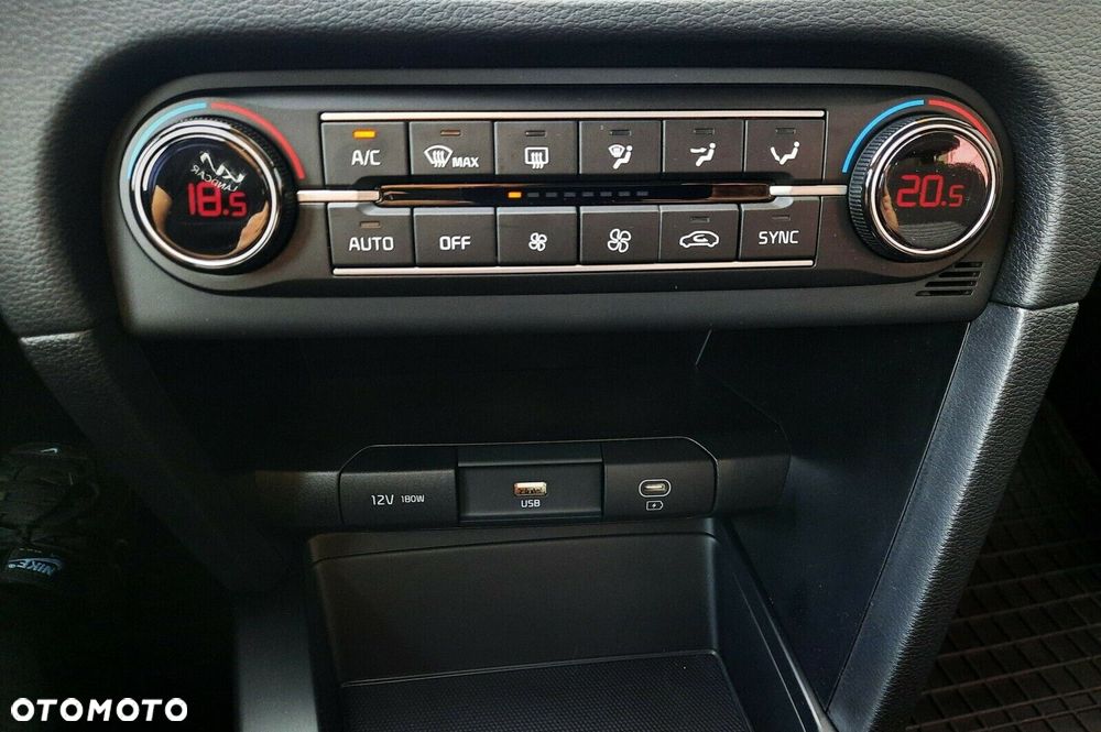 Kia Ceed 1.5 T-GDI M DCT - 19