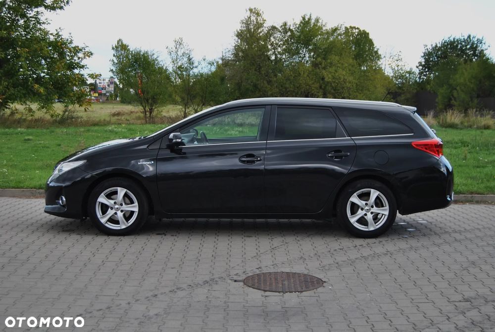 Toyota Auris 1.8 HSD Luna - 19