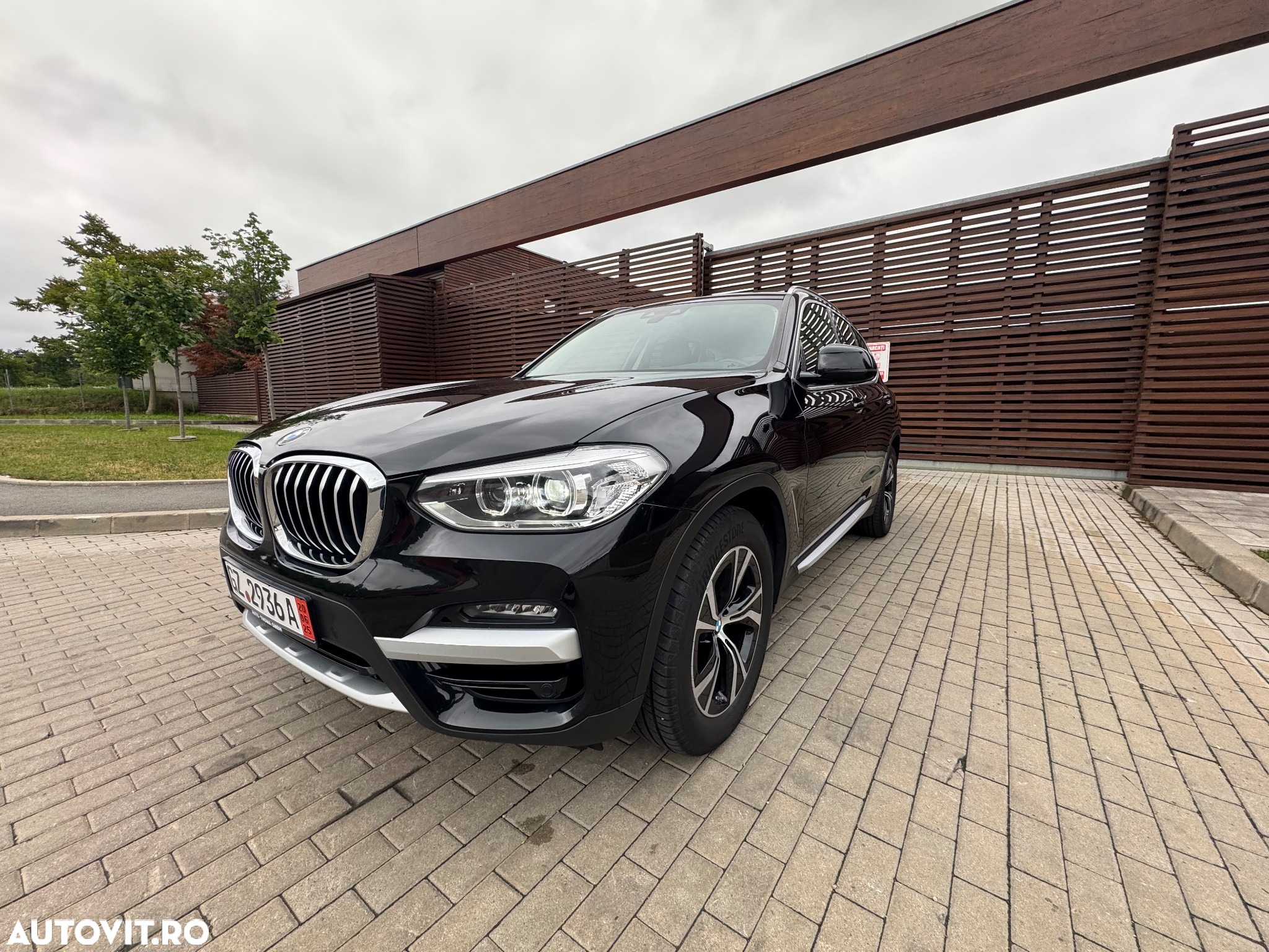 BMW X3 xDrive20i AT xLine - 13