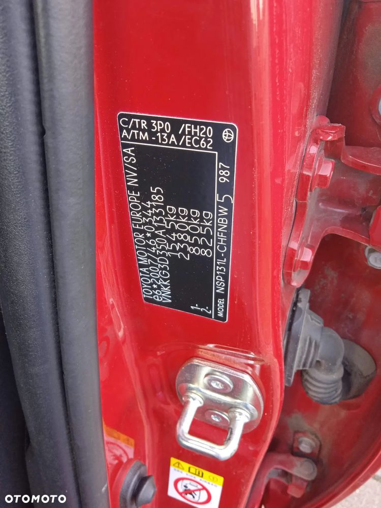 Toyota Yaris 1.5 Dynamic - 5