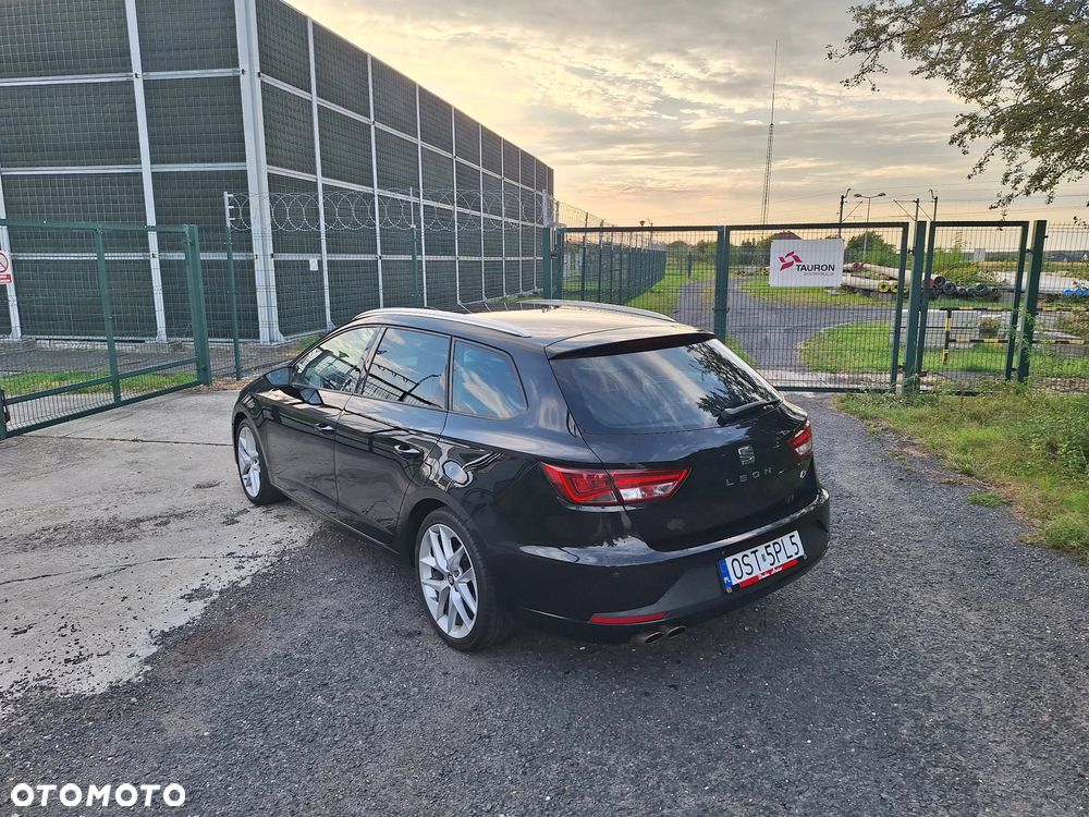 Seat Leon 2015 photo 4