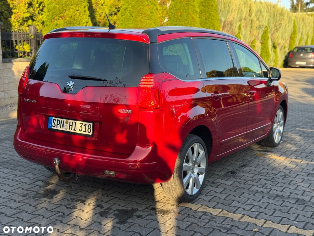 Peugeot 5008 2010 photo 5