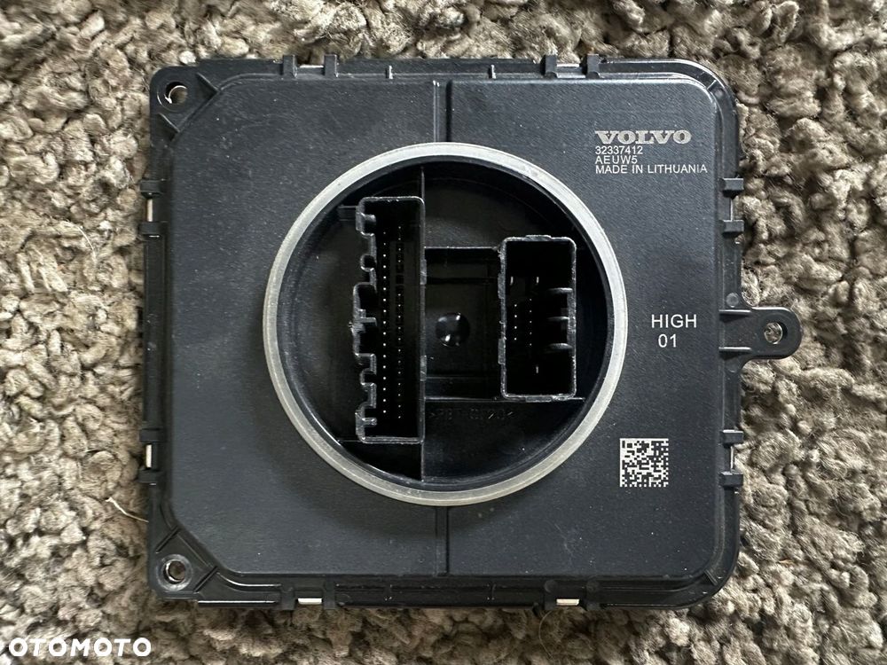PRZETWORNICA MODUŁ LED VOLVO S60 V60 S90 V90 XC90 OE 32337412