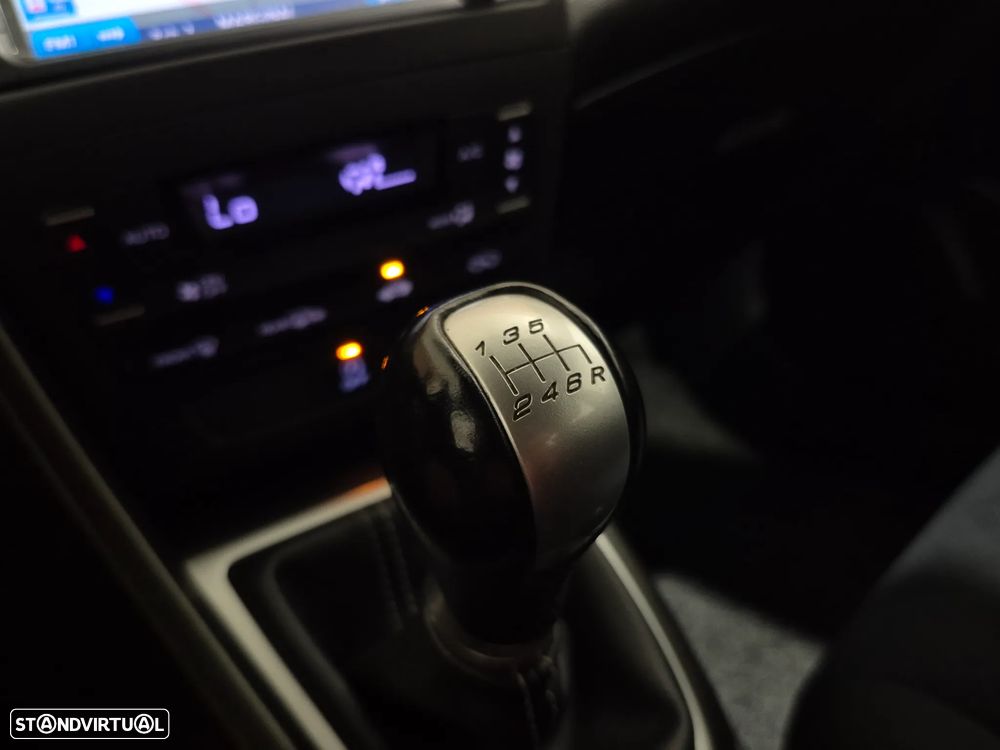 Honda Civic 1.4 i-VTEC Elegance - 17