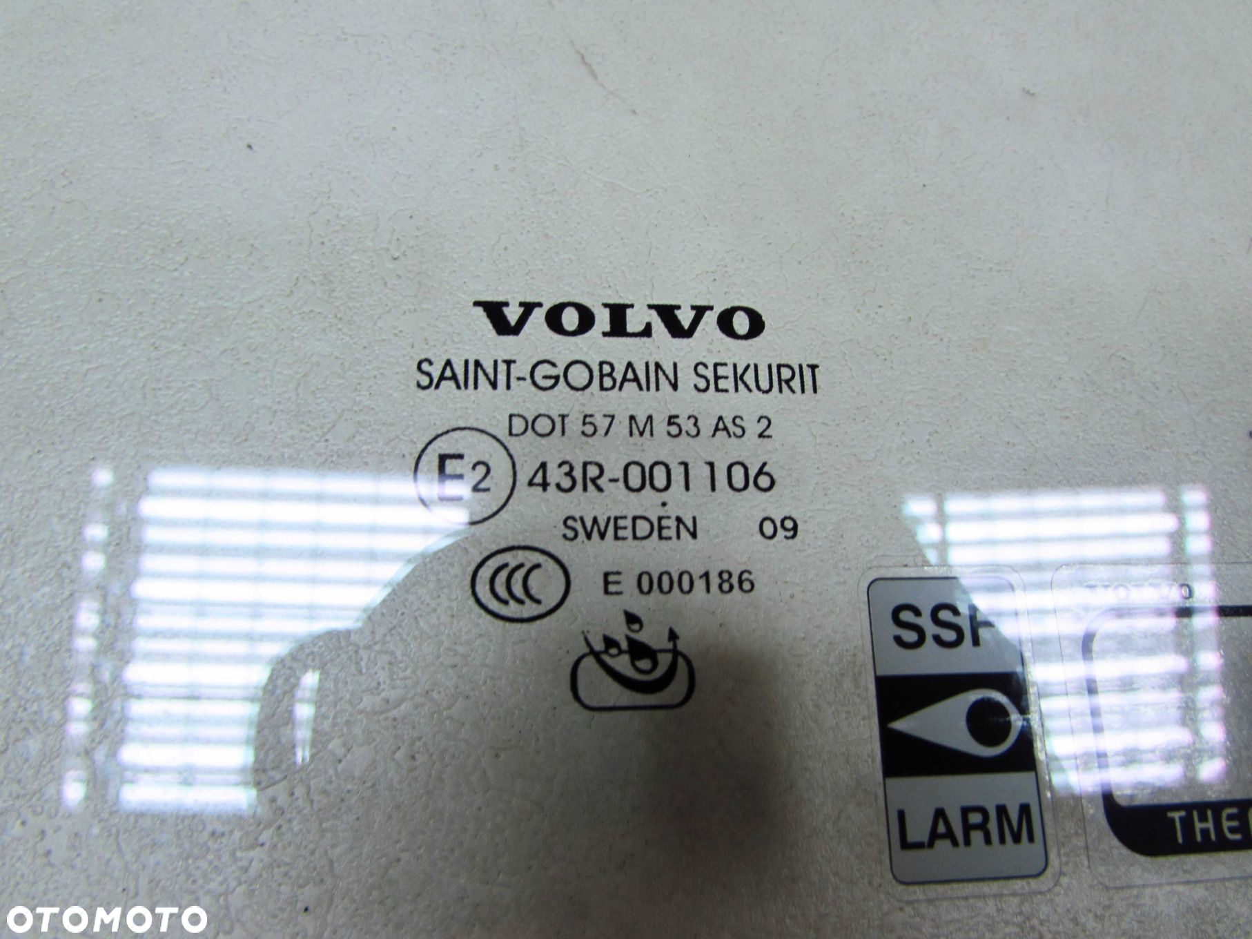 VOLVO S80 II V70 III XC70 06-16 SZYBA BOCZNA DRZWI PRZOD PRAWA 09R - 4