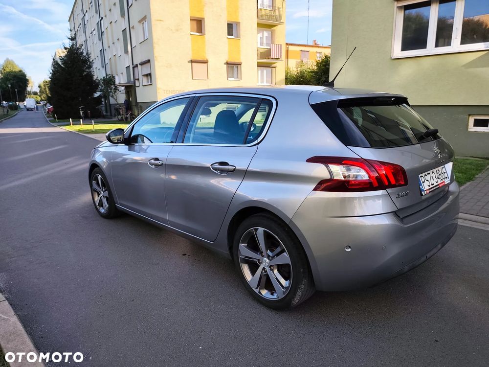 Peugeot 308 - 11
