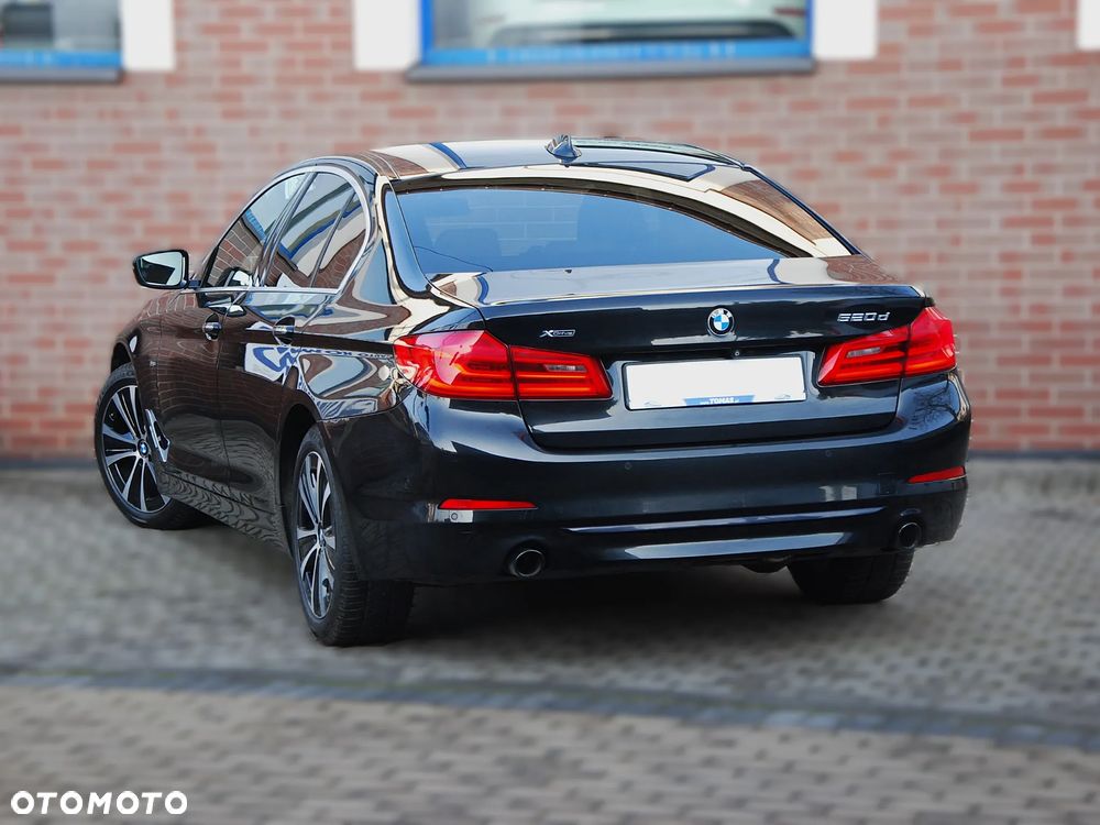 BMW Seria 5 520d xDrive M Sport sport - 21